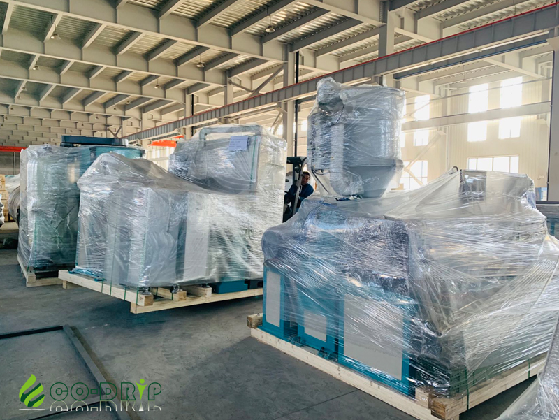 2 pcs Flat Dripper Irrigation Pipe line Export QINGDAO CODRIP