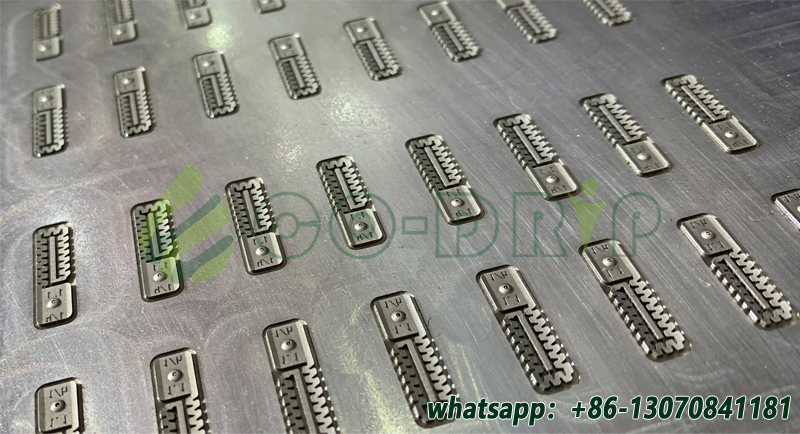 fully hot runner dripper mold.jpg